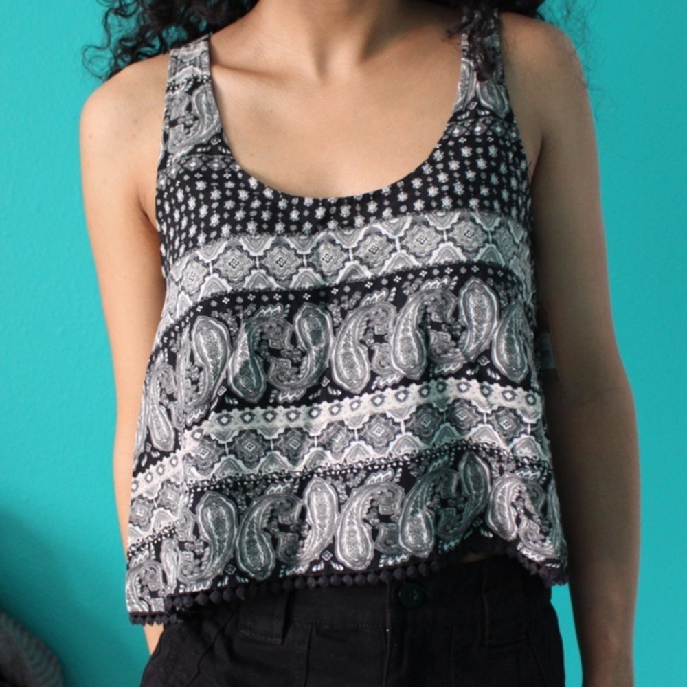 Mudd paisley tank top